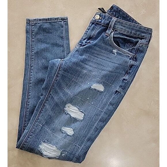 White House Black Market Denim - White House Black Market womens Girlfriend jeans size 0 blue stretchy distressed